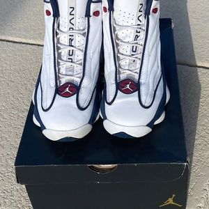 Air Jordan Pro Strong “White Midnight Navy” Size 6y